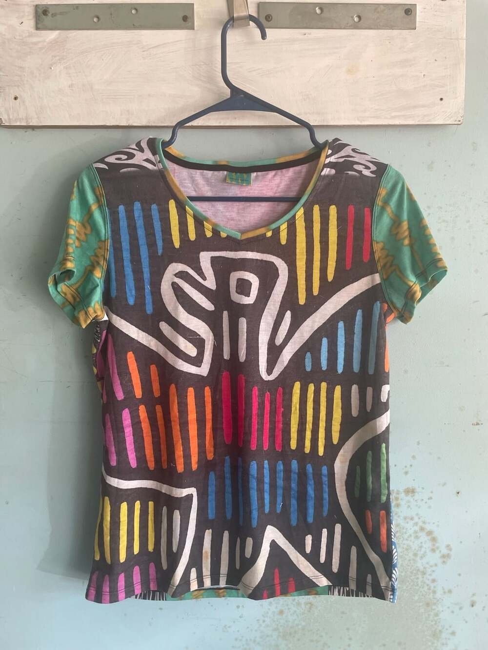 Vintage 80s 90s abstract maximalist shirt